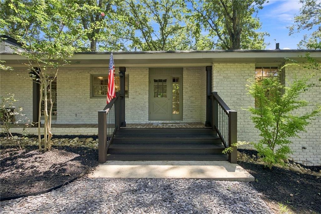 728 S Mccollum Drive Property Photo 4