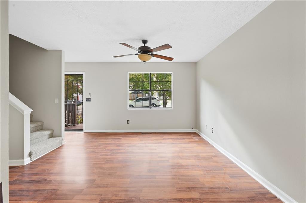 6977 Flagstone Drive Property Photo 3