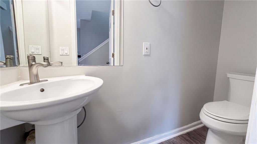 6977 Flagstone Drive Property Photo 14
