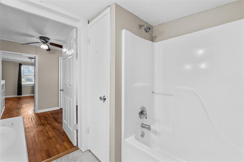 24 Mitchell St Property Photo 17