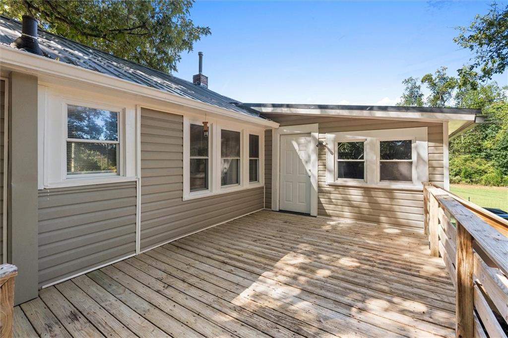 24 Mitchell St Property Photo 28