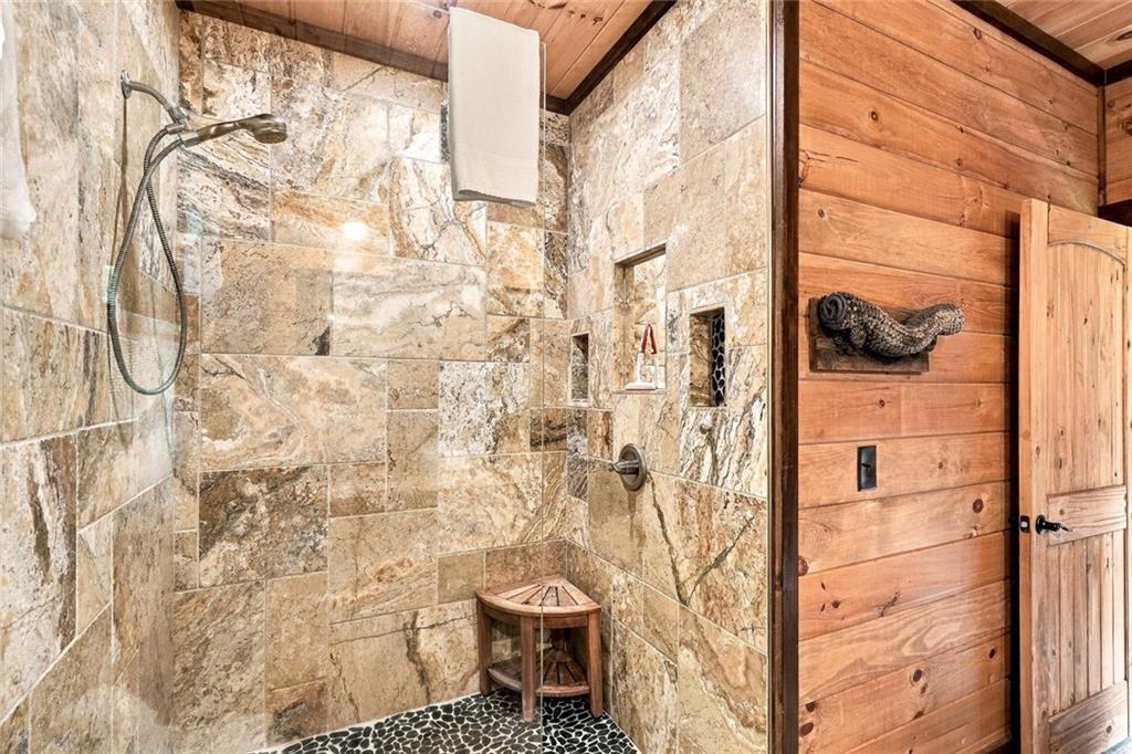 2124 Maxwell Road Property Photo 4