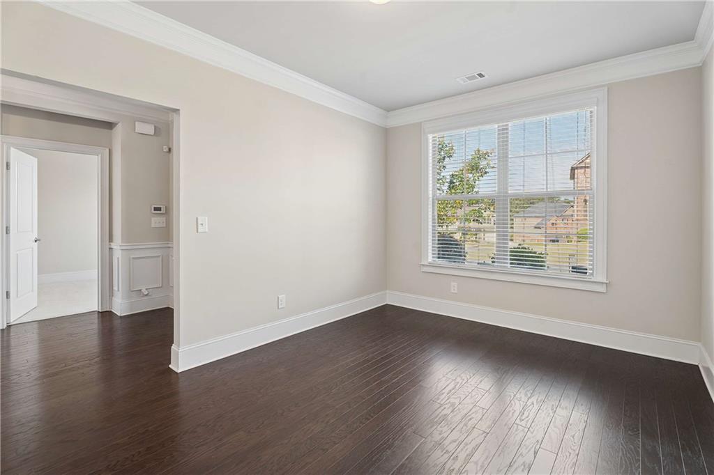 1810 Geranium Lane Property Photo 8
