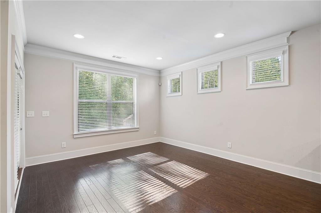 1810 Geranium Lane Property Photo 9