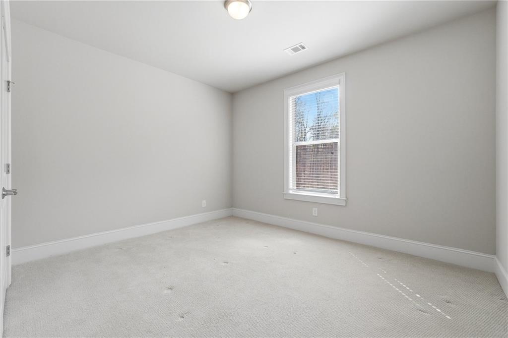1810 Geranium Lane Property Photo 25