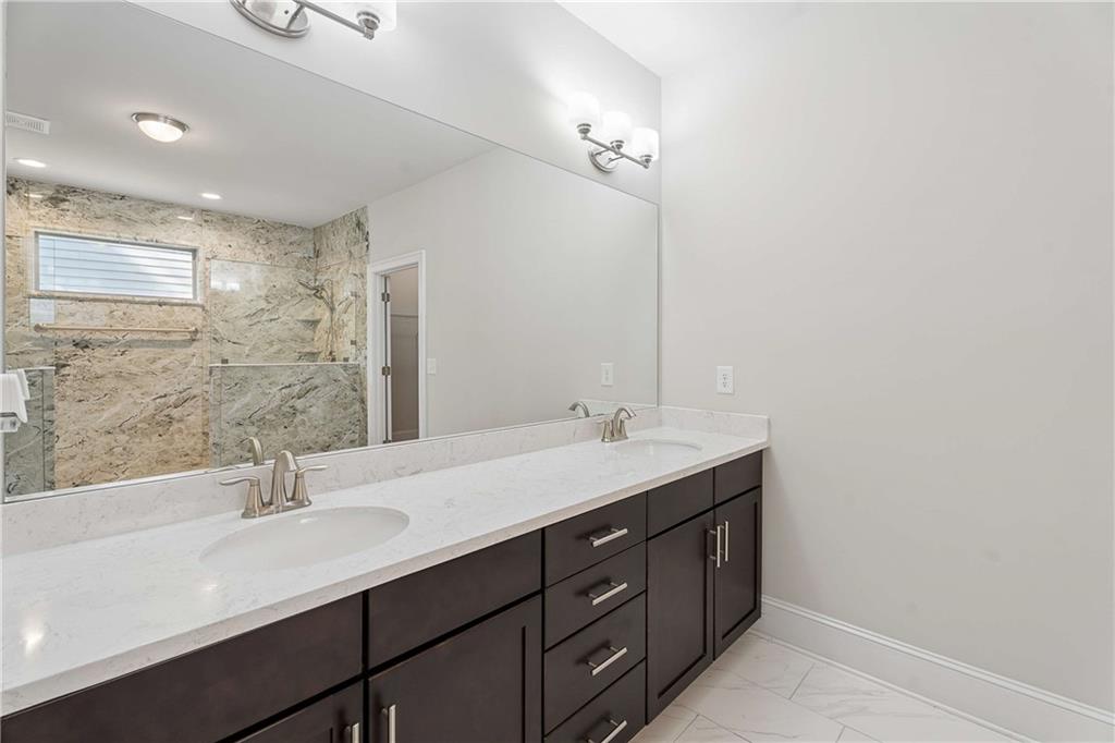 1810 Geranium Lane Property Photo 28