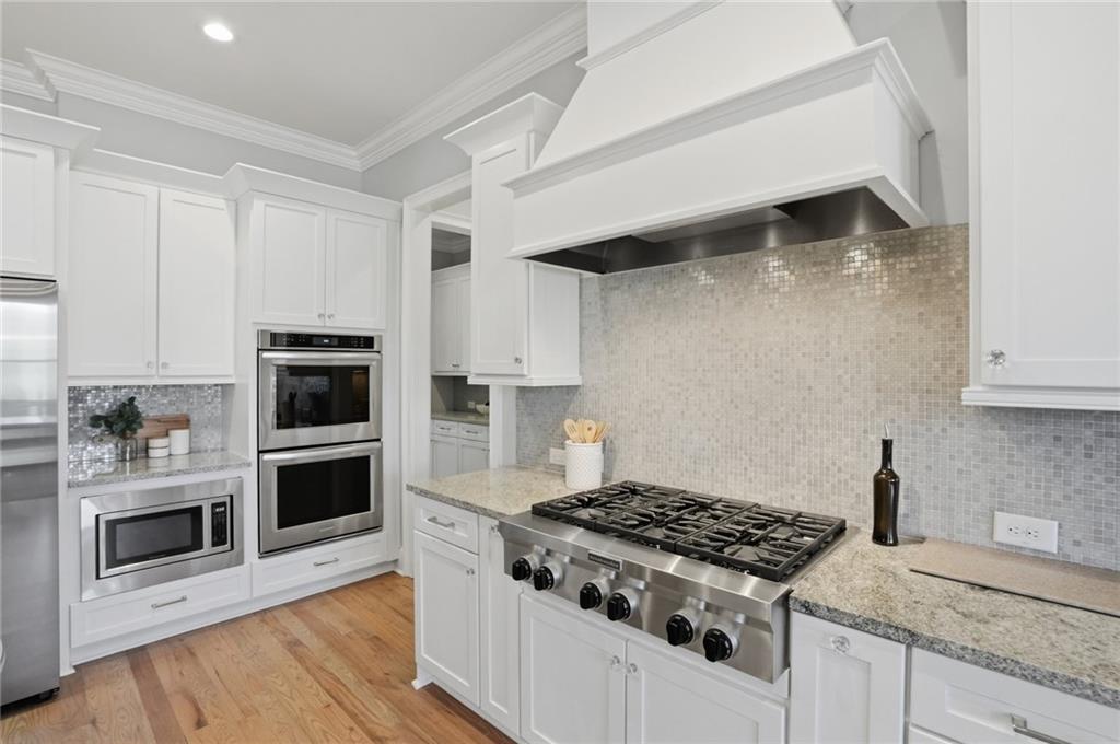 13488 Hipworth Road Property Photo 13