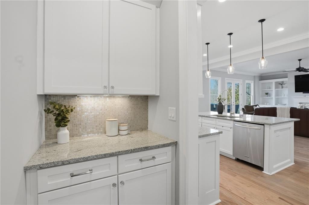 13488 Hipworth Road Property Photo 17