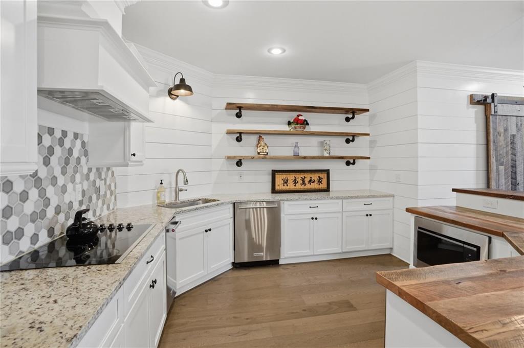 13488 Hipworth Road Property Photo 39
