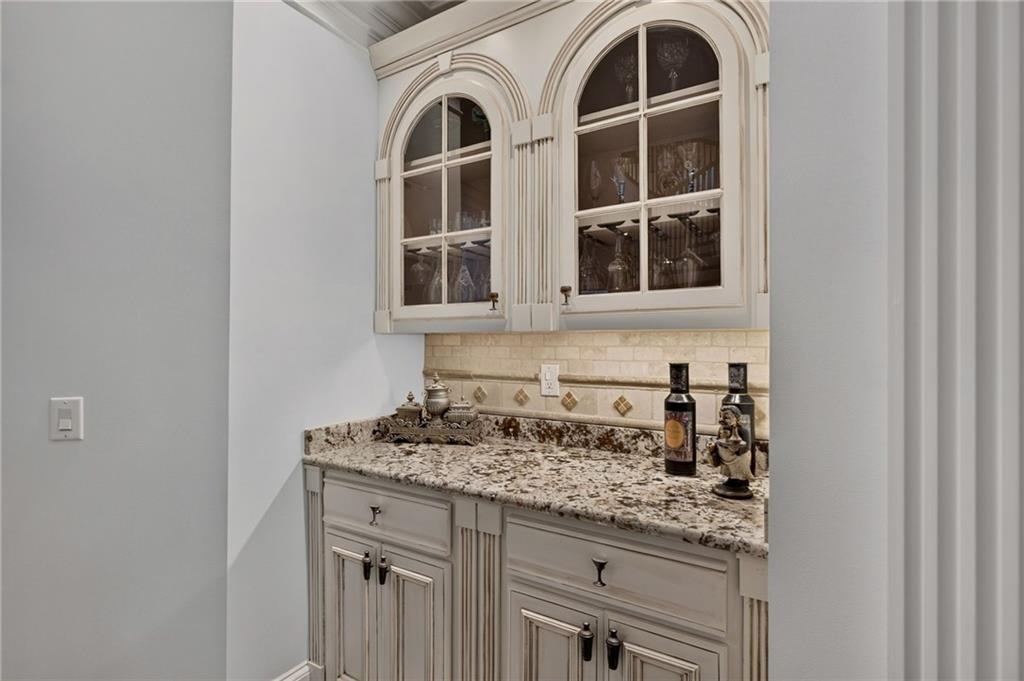 608 Eagle Creek Pointe Property Photo 17