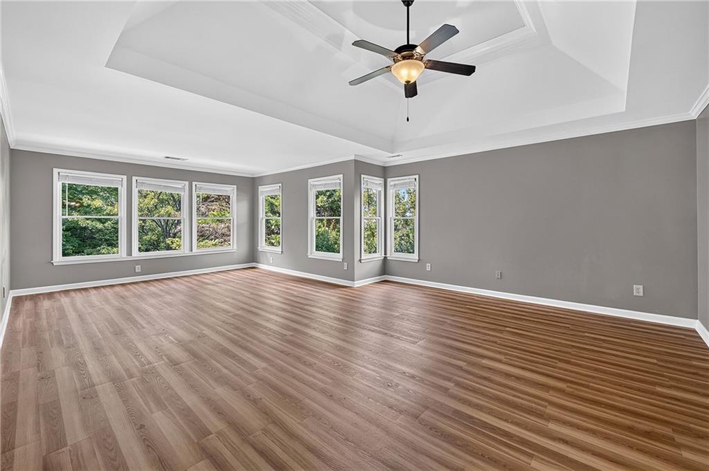 1735 Riverglen Drive Property Photo 4