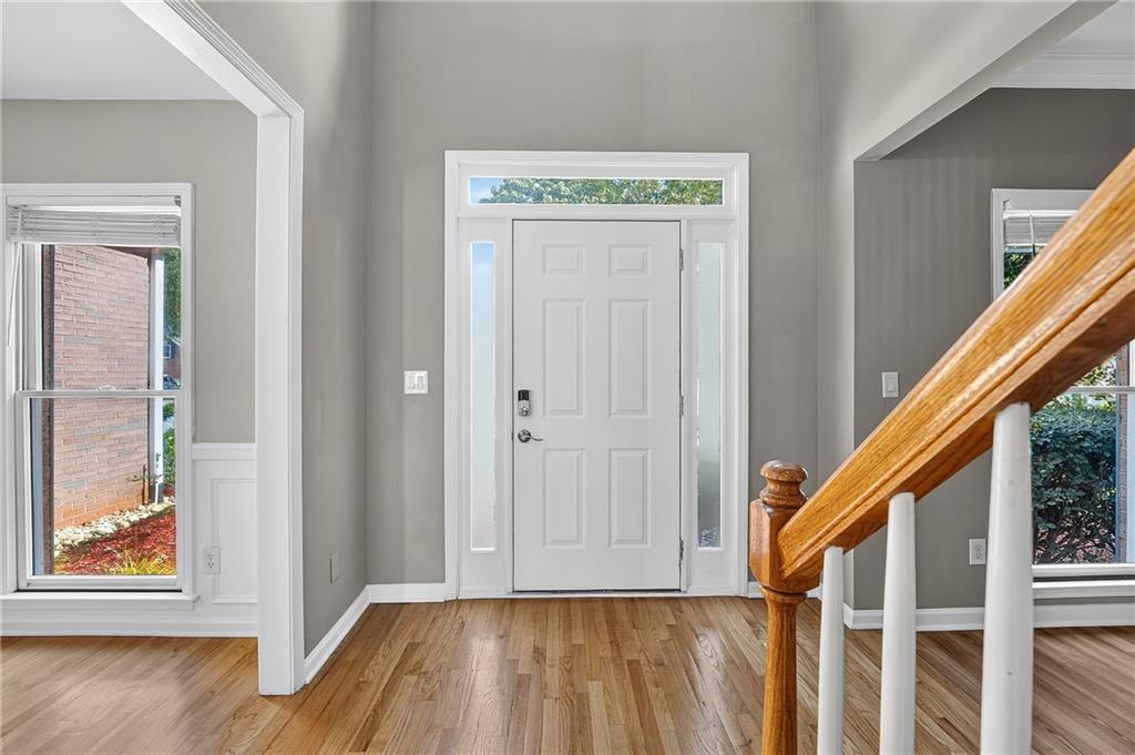 1735 Riverglen Drive Property Photo 7