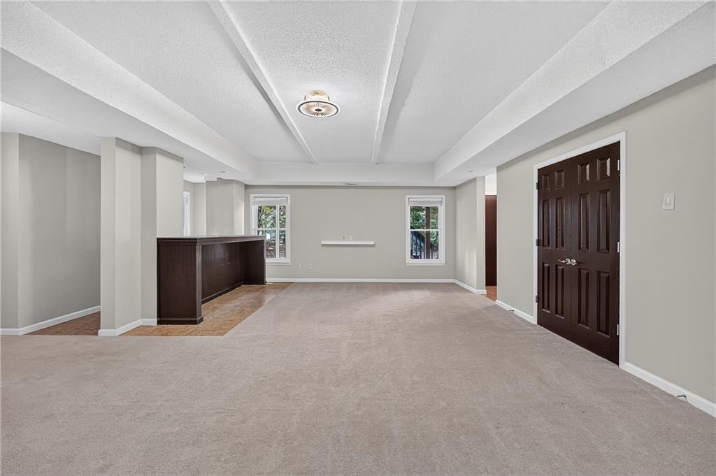 1735 Riverglen Drive Property Photo 31
