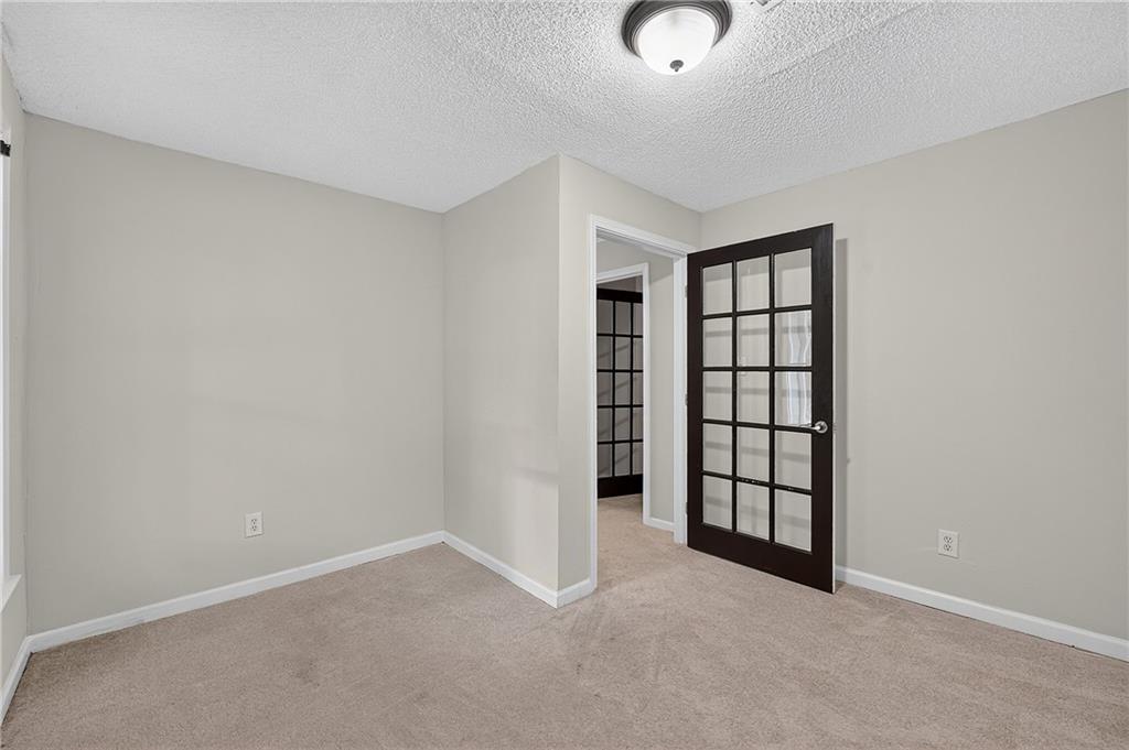 1735 Riverglen Drive Property Photo 33