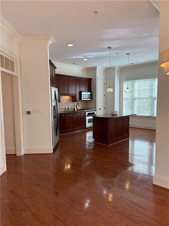 3635 E Paces Circle Ne Unit 1219 Property Photo 3