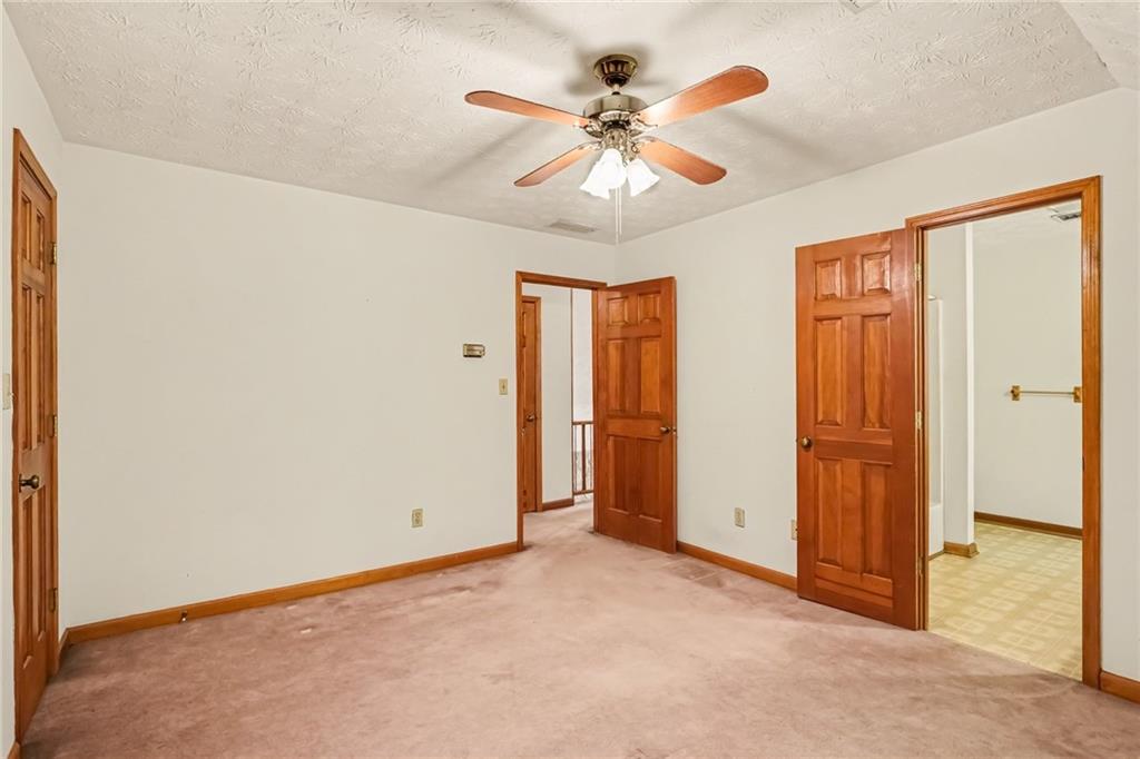 948 Hightower Trail Property Photo 26