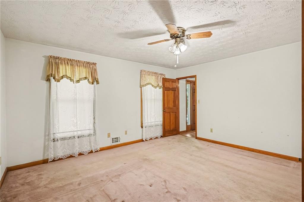948 Hightower Trail Property Photo 29