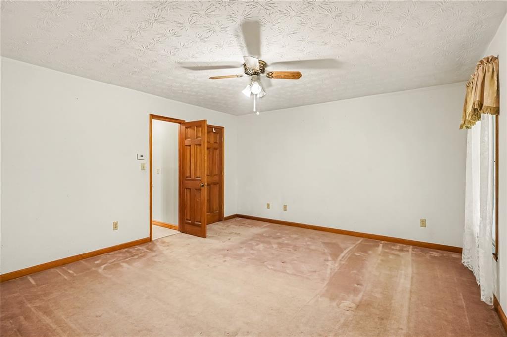 948 Hightower Trail Property Photo 30