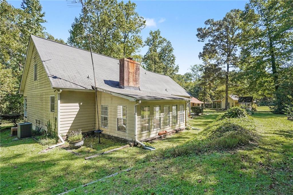 948 Hightower Trail Property Photo 38