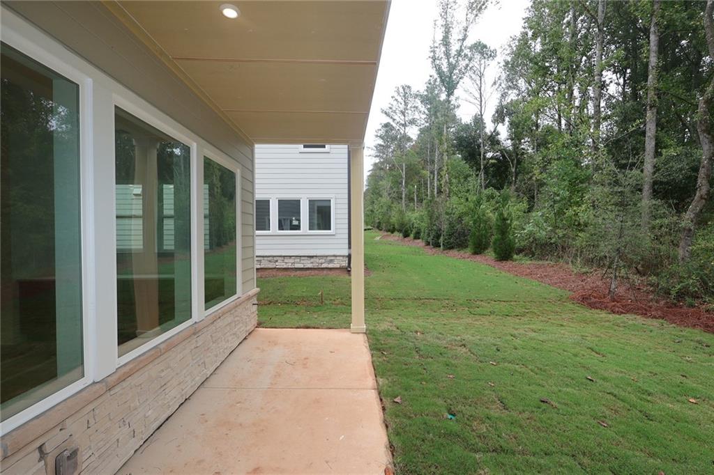 4555 Beechnut Circle Property Photo 5