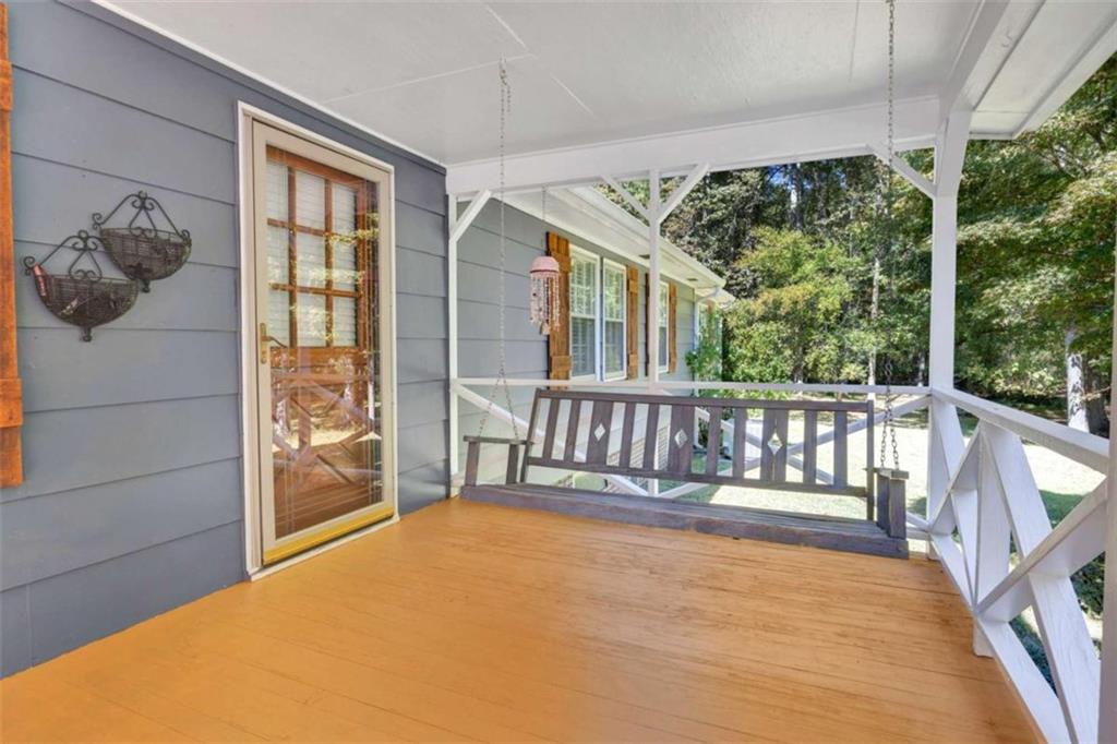 229 E Soule Street E Property Photo 4