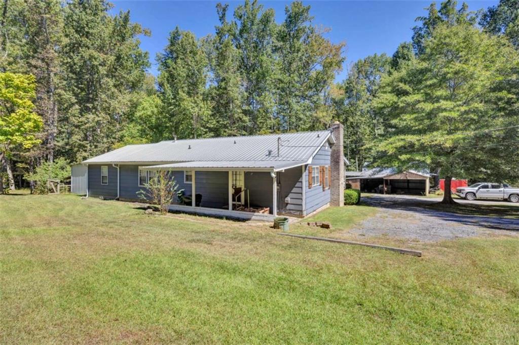 229 E Soule Street E Property Photo 37