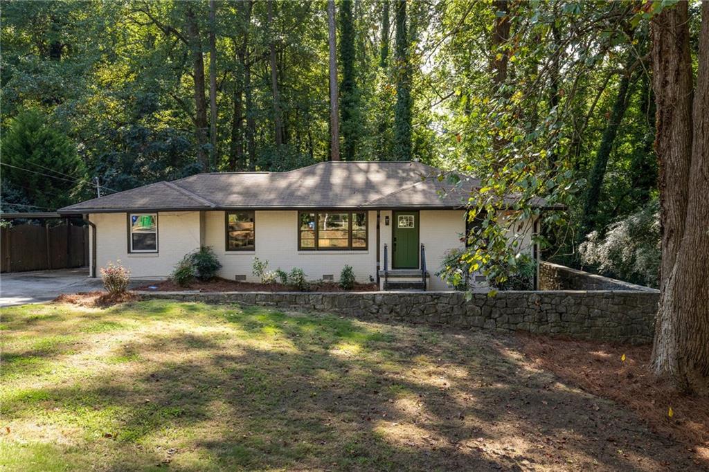 2847 Hollywood Drive Property Photo 1