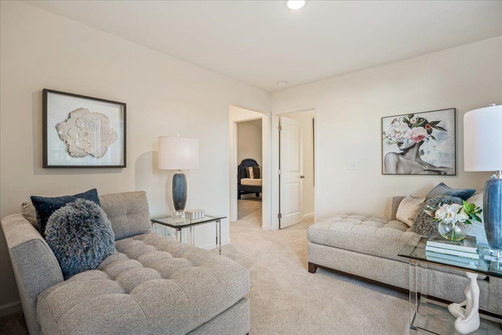 2562 Riverside Road Property Photo 14