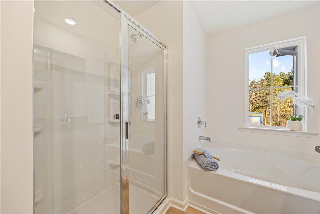 2562 Riverside Road Property Photo 15