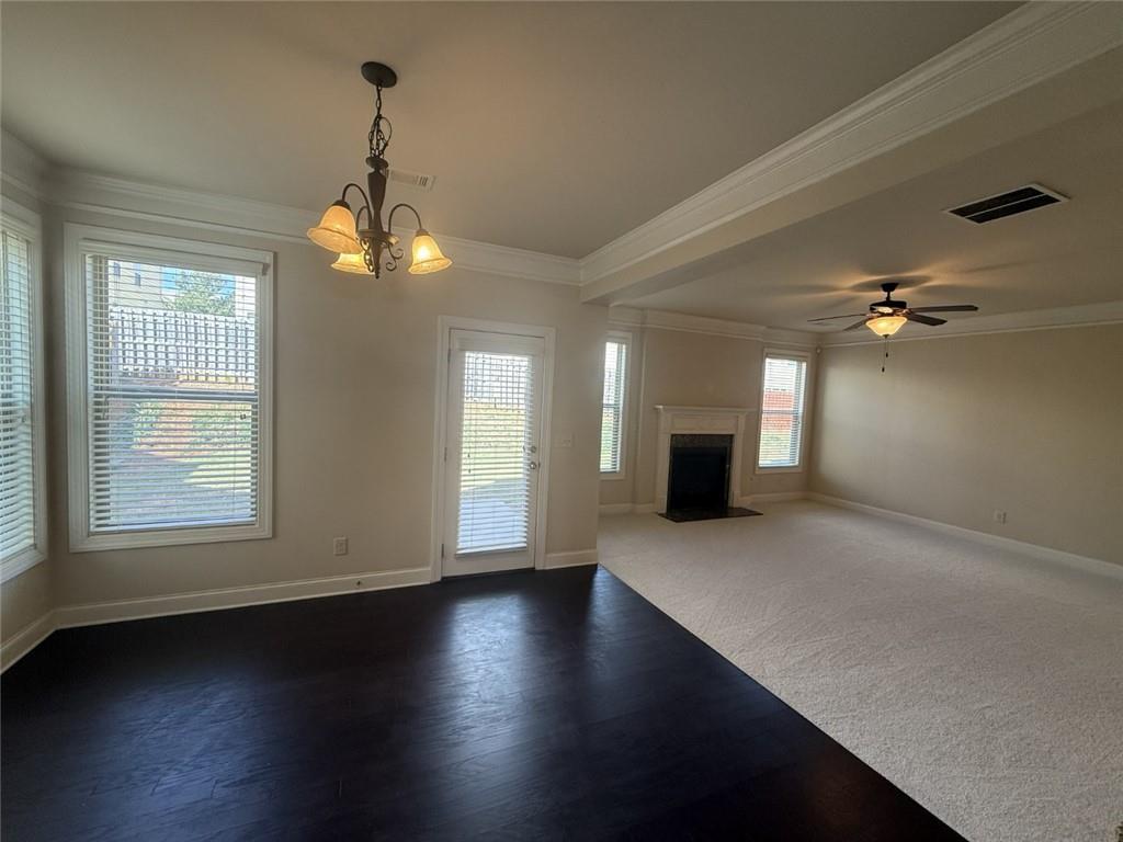 5085 Breezewood Circle Property Photo 5