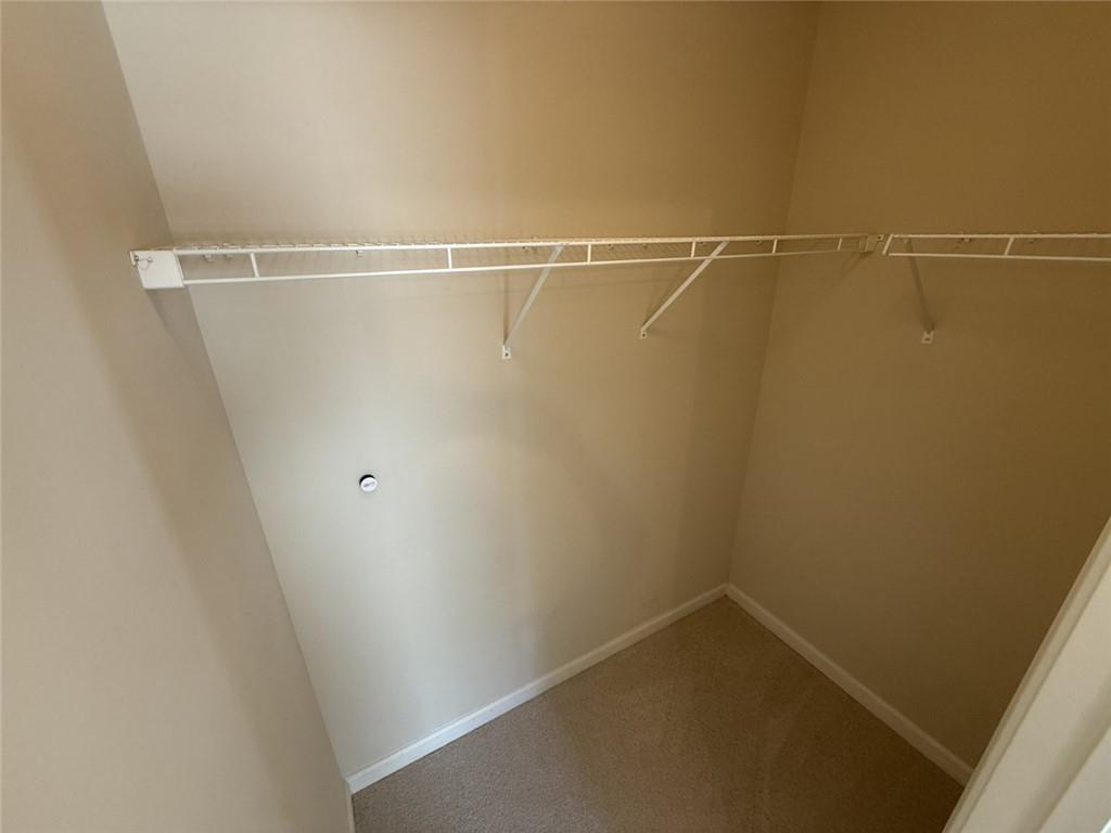 5085 Breezewood Circle Property Photo 21