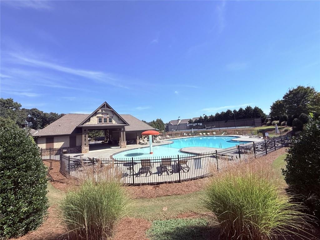 5085 Breezewood Circle Property Photo 35