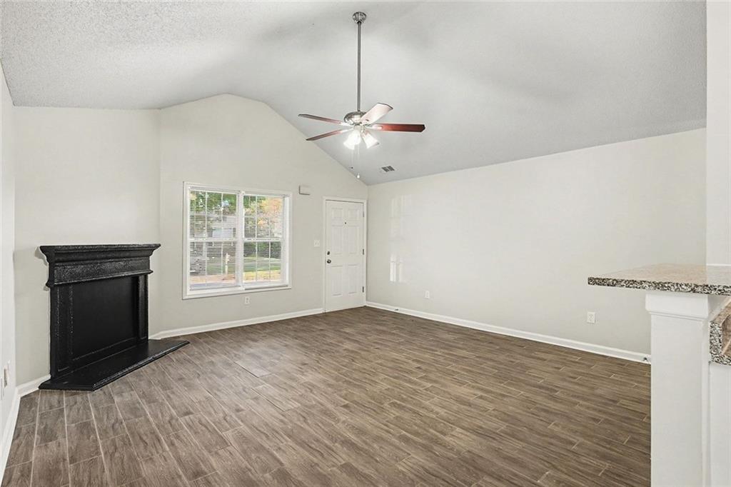 6934 Red Bone Way Property Photo 4