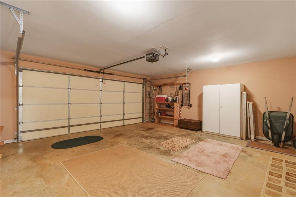 52 Blakes Lane Property Photo 5