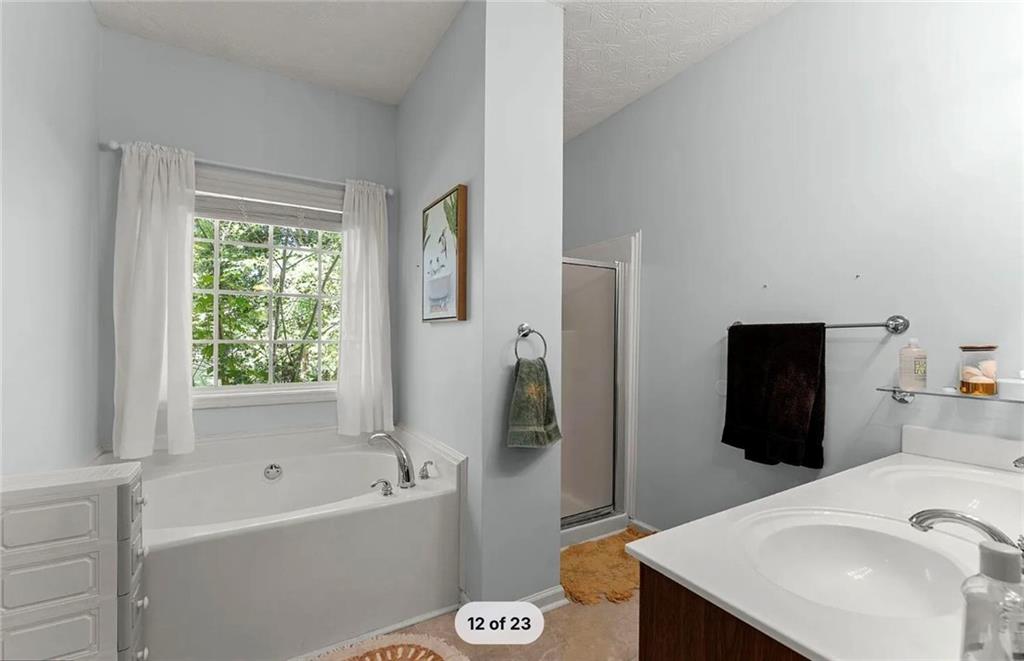 125 Liberty Drive Property Photo 12