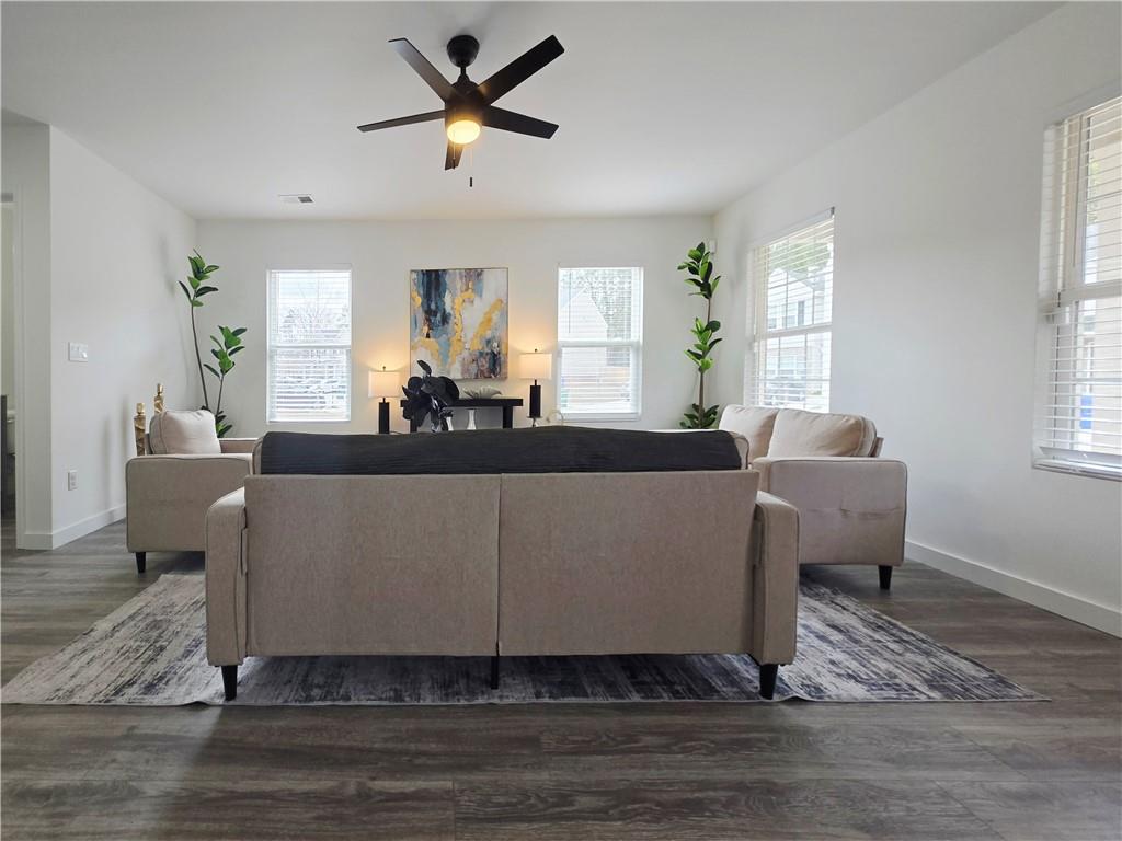2529 Piering Drive Property Photo 4