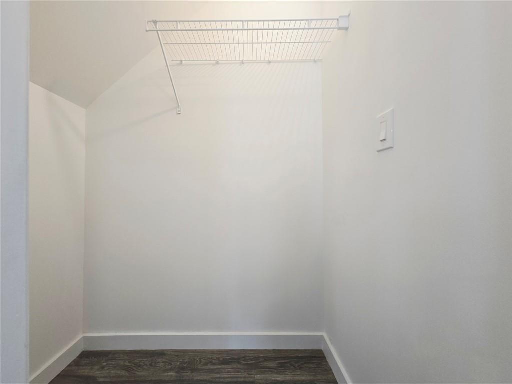 2529 Piering Drive Property Photo 35