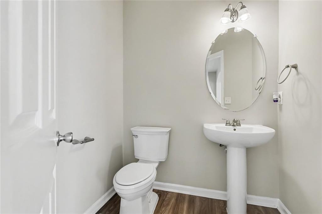 4102 Robin Circle Property Photo 7