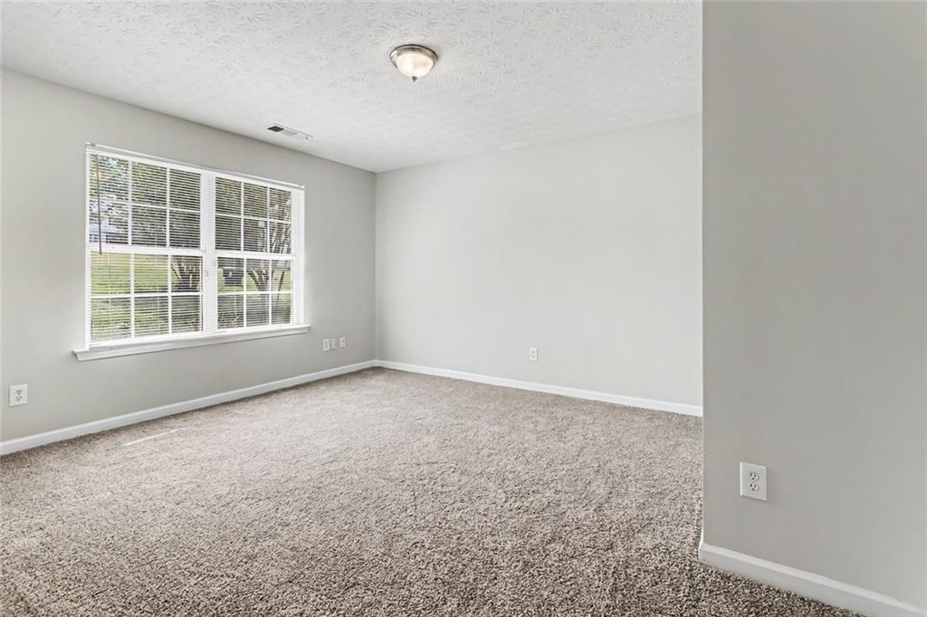 4102 Robin Circle Property Photo 12