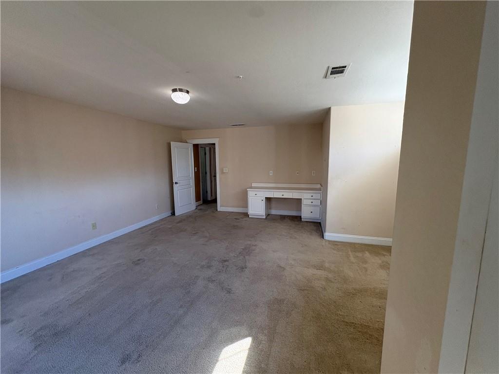 404 Park Place Property Photo 12