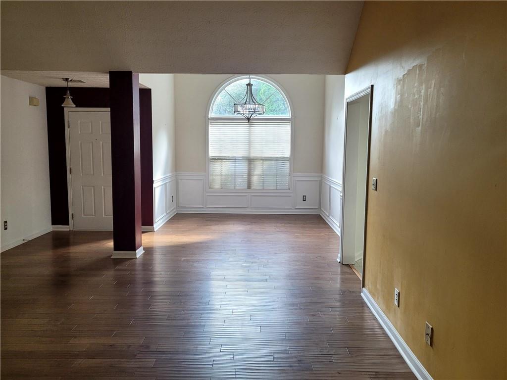 2360 Pettit Drive Property Photo 3