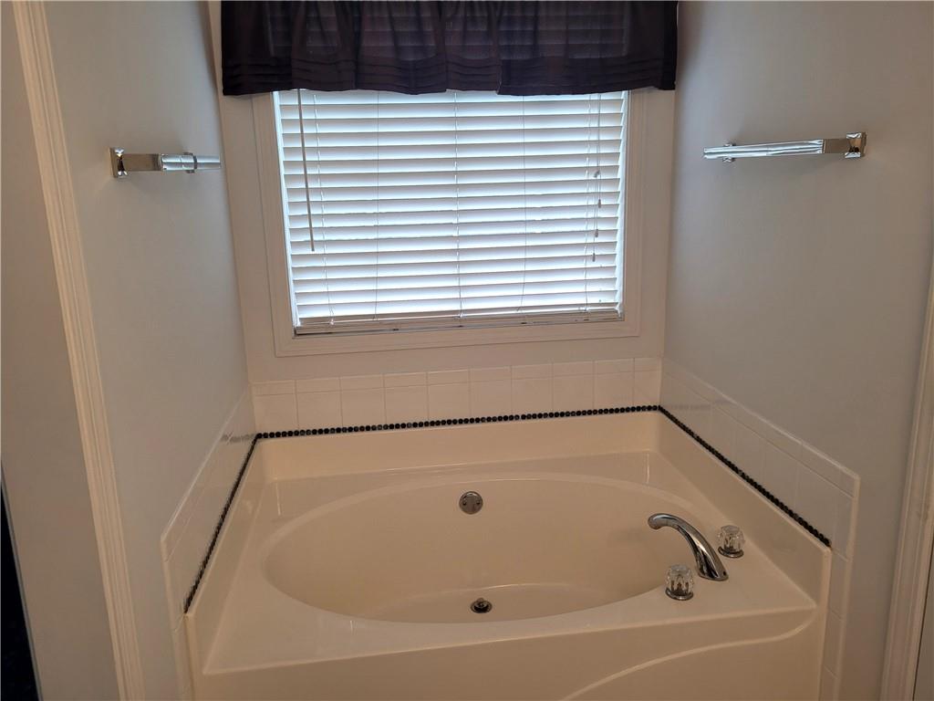 2360 Pettit Drive Property Photo 19