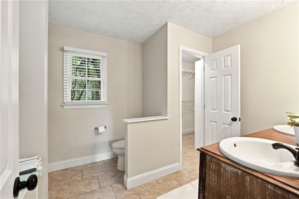 41 Red Oak Circle Property Photo 23