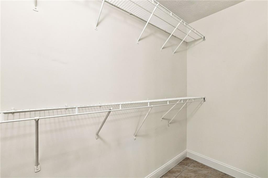 41 Red Oak Circle Property Photo 28