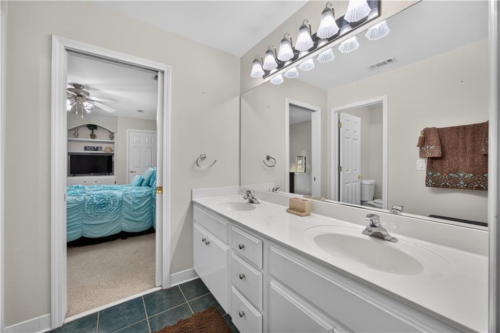 461 Schofield Drive Property Photo 32