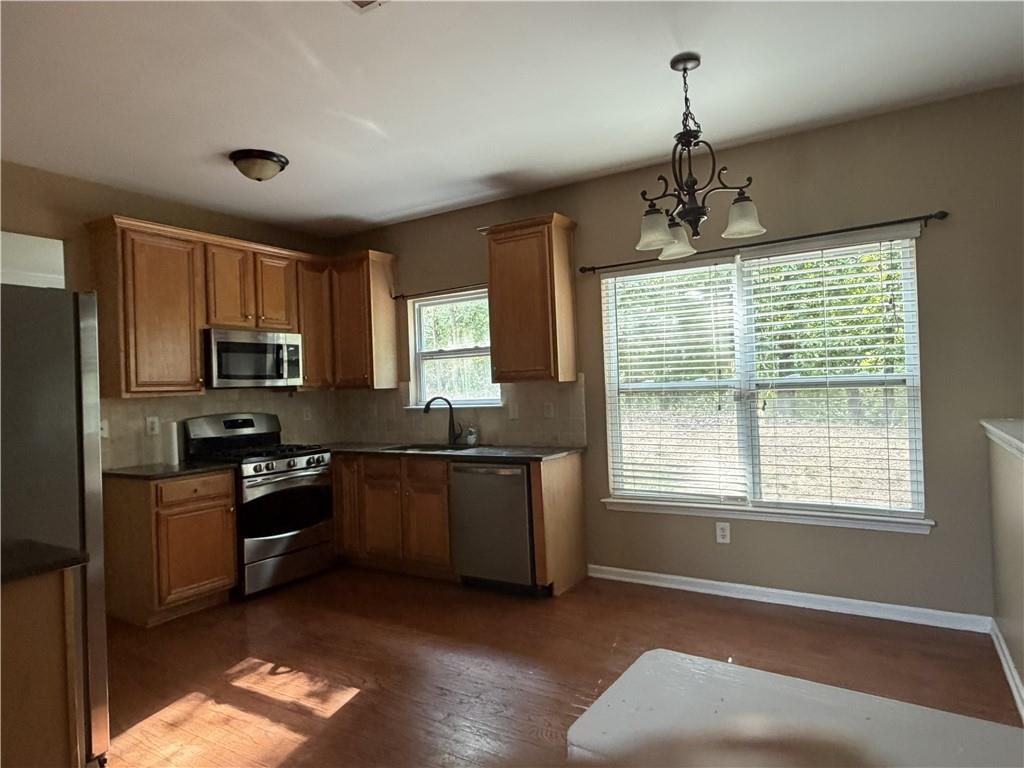 945 Tree Top Drive Property Photo 6