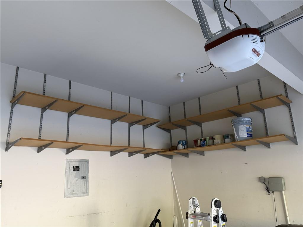 945 Tree Top Drive Property Photo 11