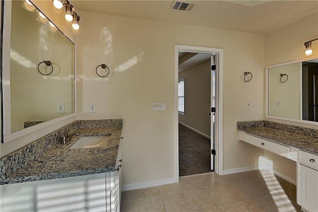 2950 Belshire Trail Property Photo 10