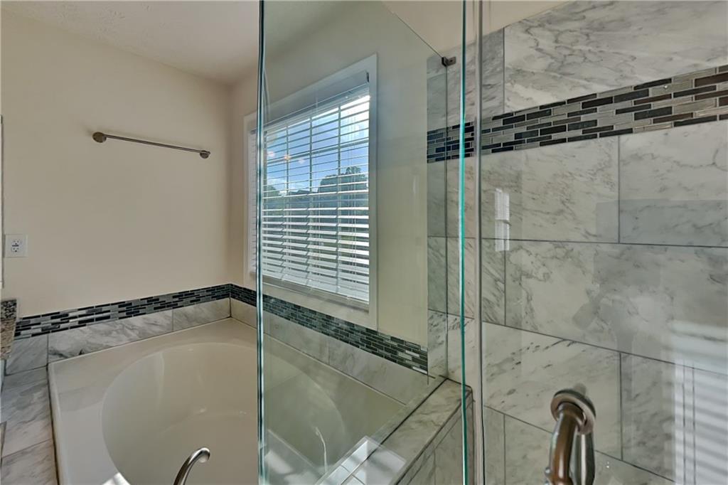 2950 Belshire Trail Property Photo 11