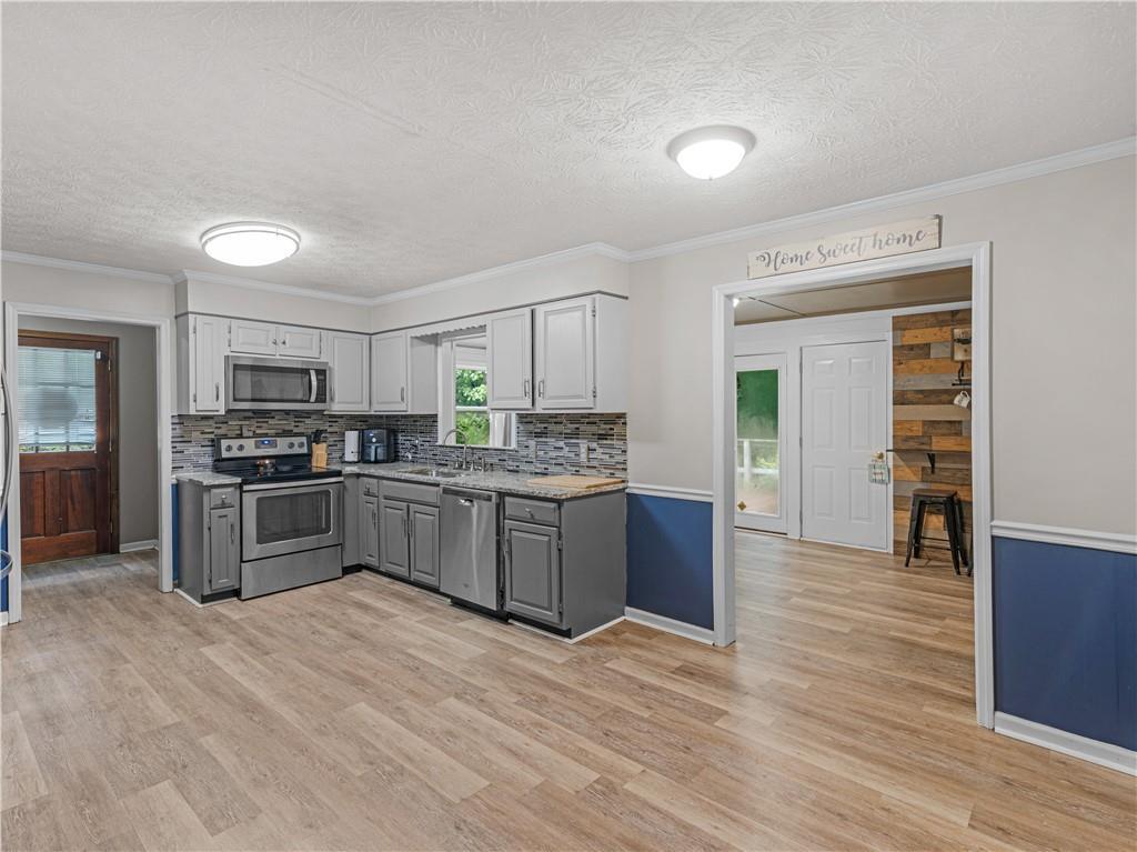 185 Briar Patch Road Property Photo 4
